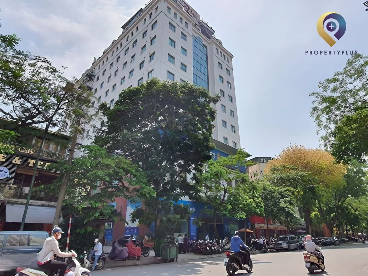 Toàn cảnh tòa nhà Capital Building 72 Trần Hưng Đạo tại quận Hoàn Kiếm.